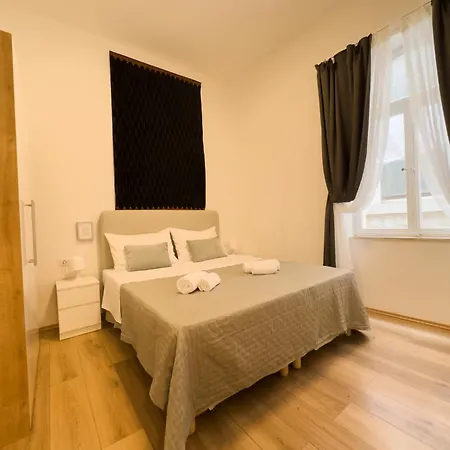 Lucic Old Town Apartment